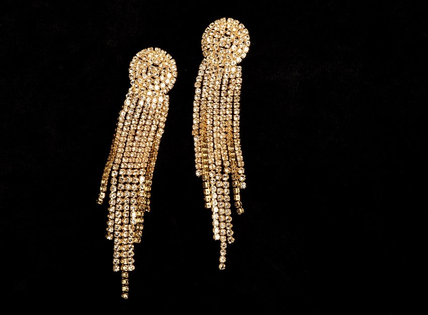 Pendientes largos brillantes