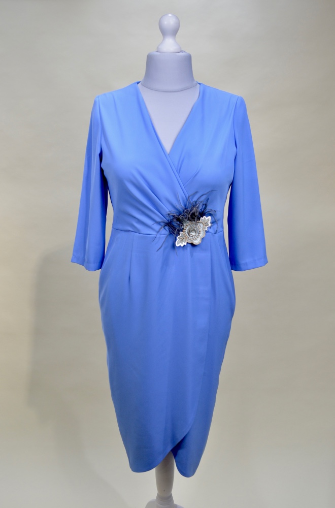 Alquilar vestido corto azul clarito