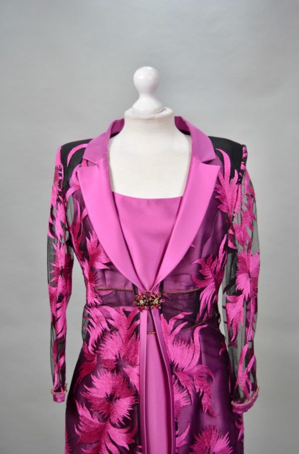 Alquiler vestido rosa fucsia con chaqueta