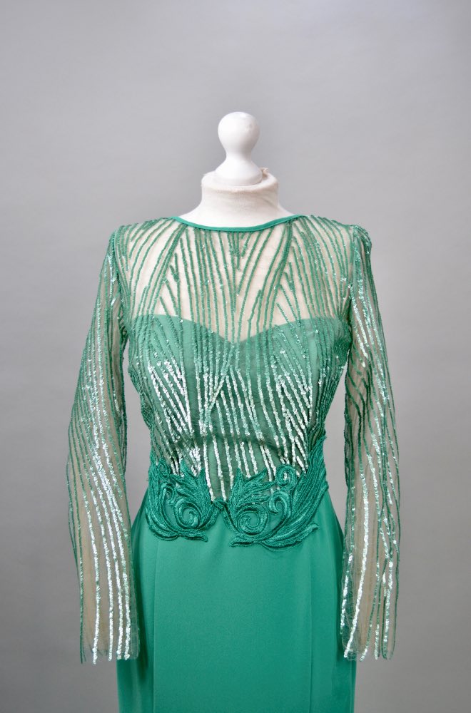 Alquiler vestido verde turquesa lentejuelas