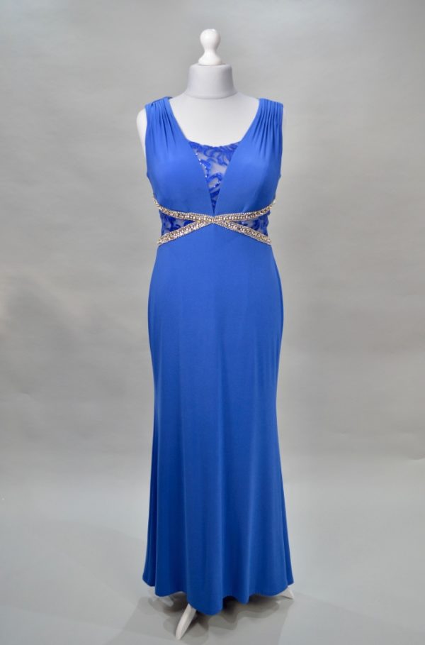 Alquilar vestido azul largo con brillos