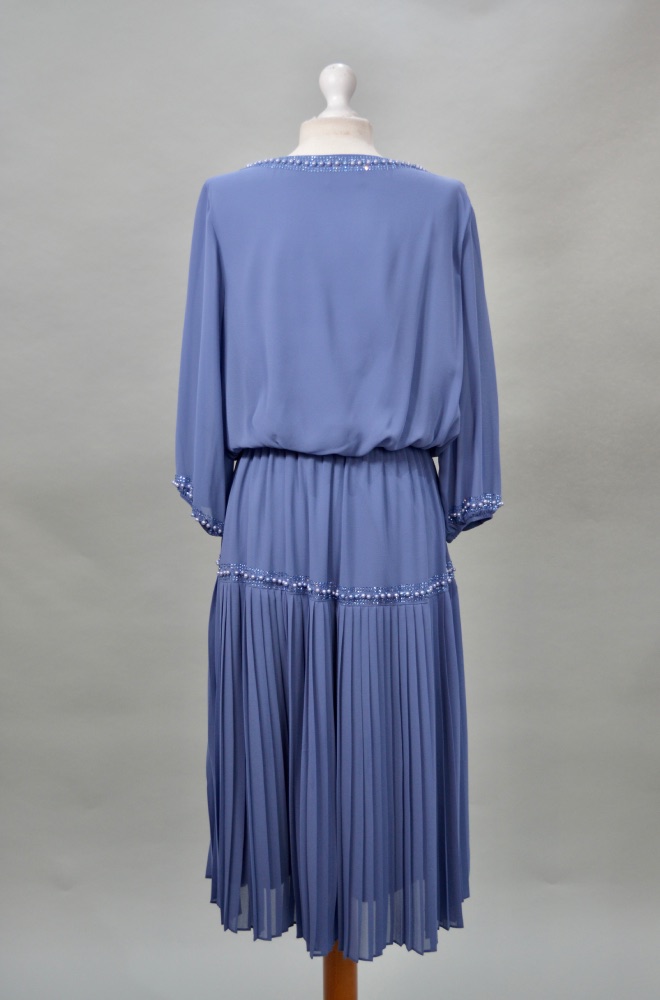 Alquilo vestido azul midi plisado