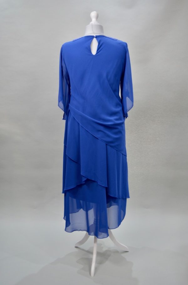 Alquilo vestido azul midi con volantes